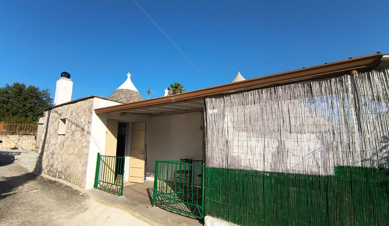 immobile-vendesi-contrada-torre-moscia-selva-di-fasano-apulia-case (1)