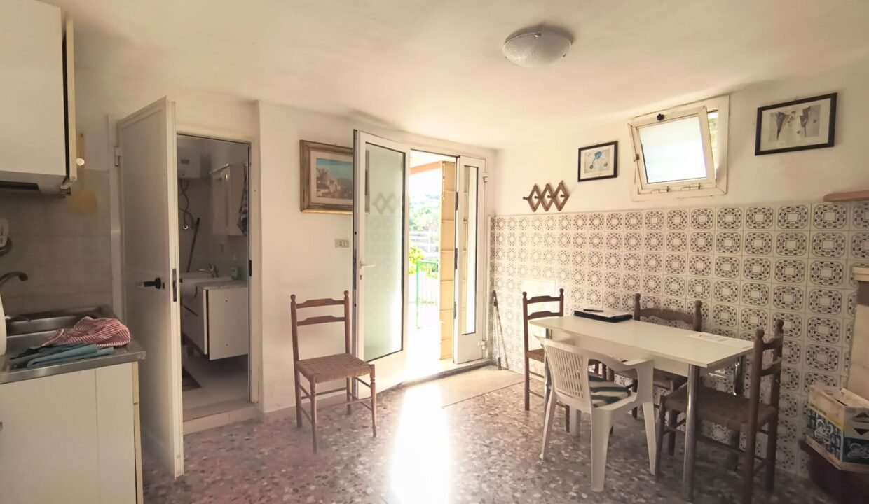 immobile-vendesi-contrada-torre-moscia-selva-di-fasano-apulia-case (12)