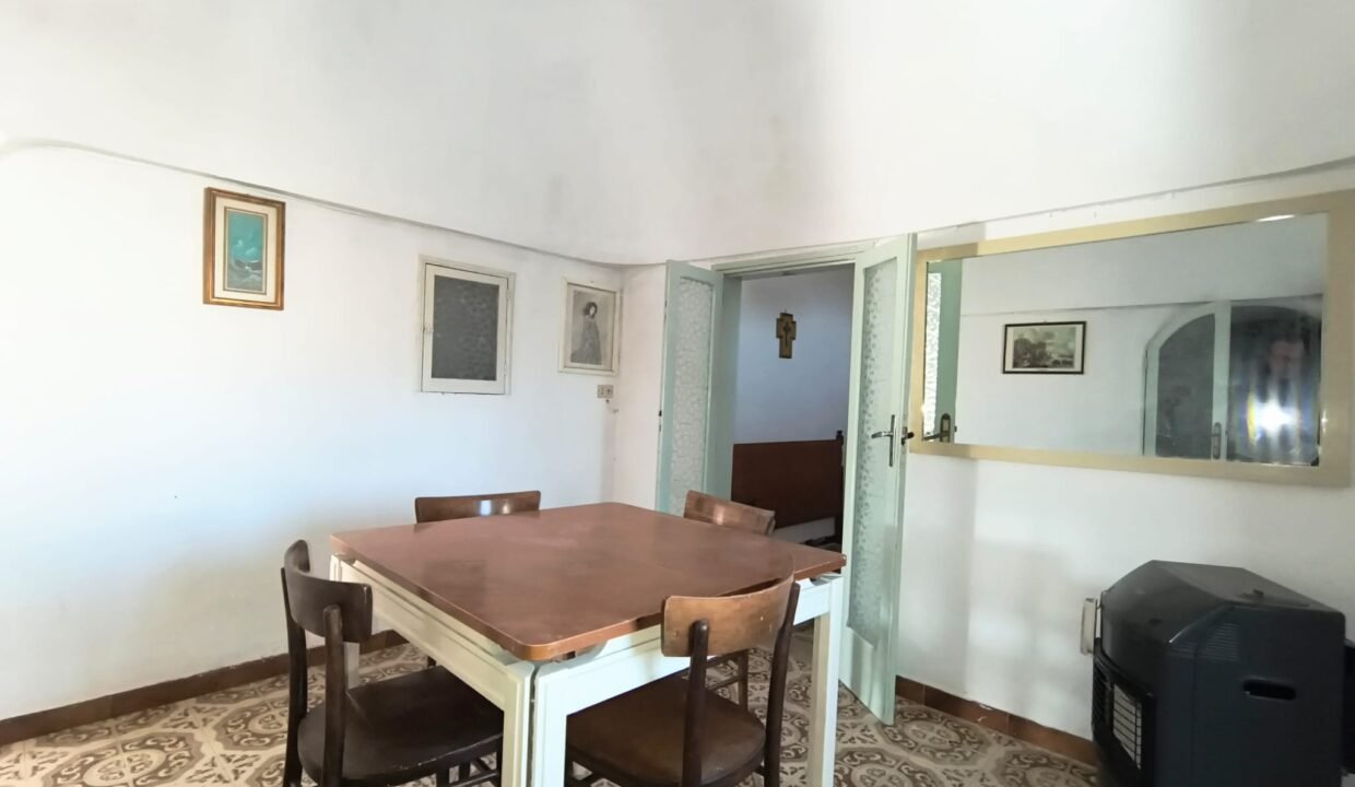 immobile-vendesi-contrada-torre-moscia-selva-di-fasano-apulia-case (15)