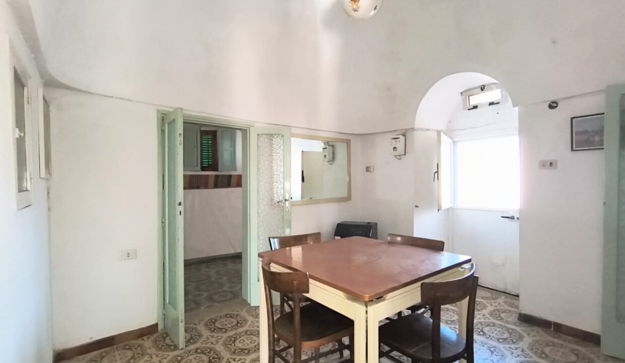 immobile-vendesi-contrada-torre-moscia-selva-di-fasano-apulia-case (16)