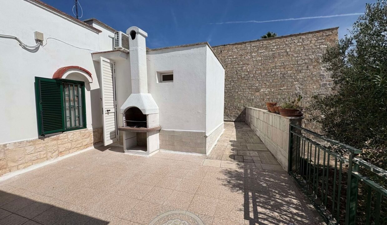 immobile-vendesi-contrada-torre-moscia-selva-di-fasano-apulia-case (18)