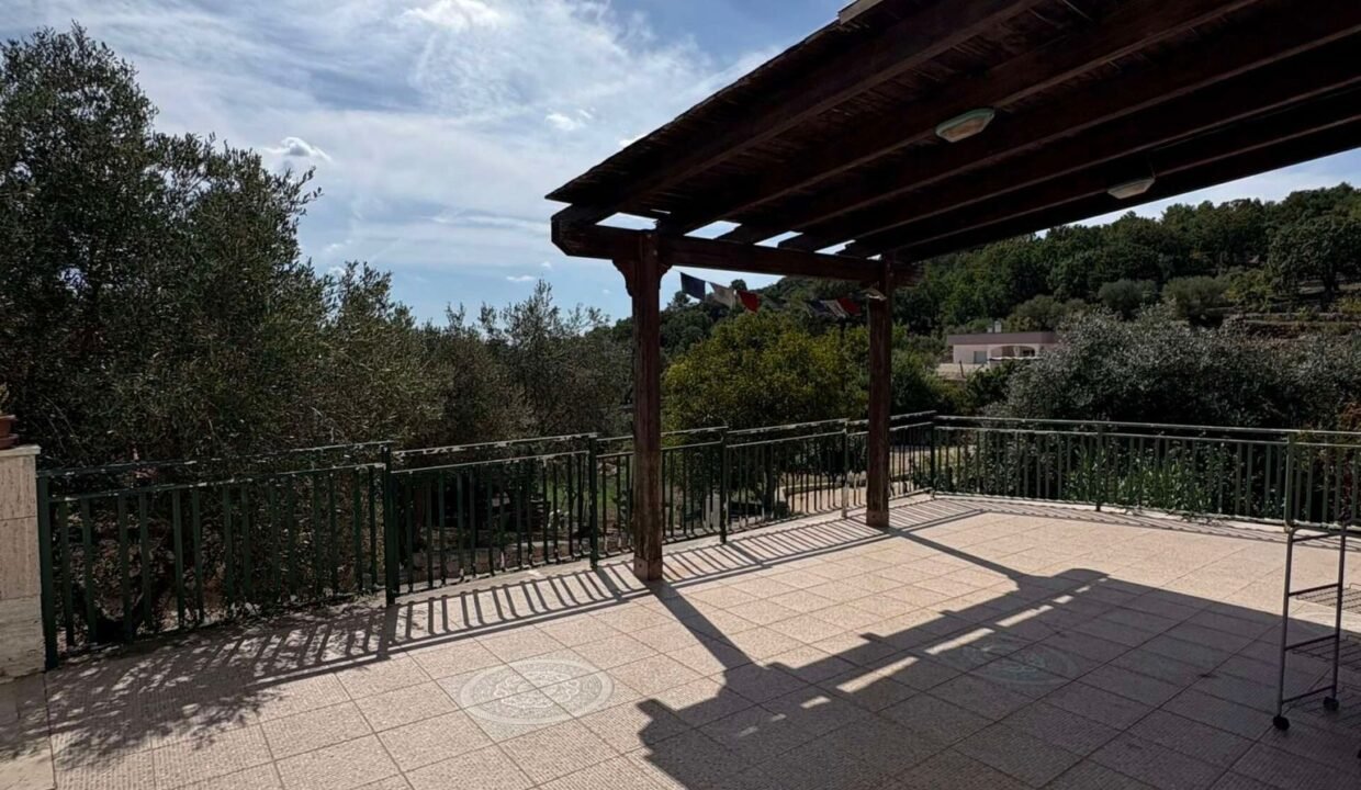immobile-vendesi-contrada-torre-moscia-selva-di-fasano-apulia-case (3)