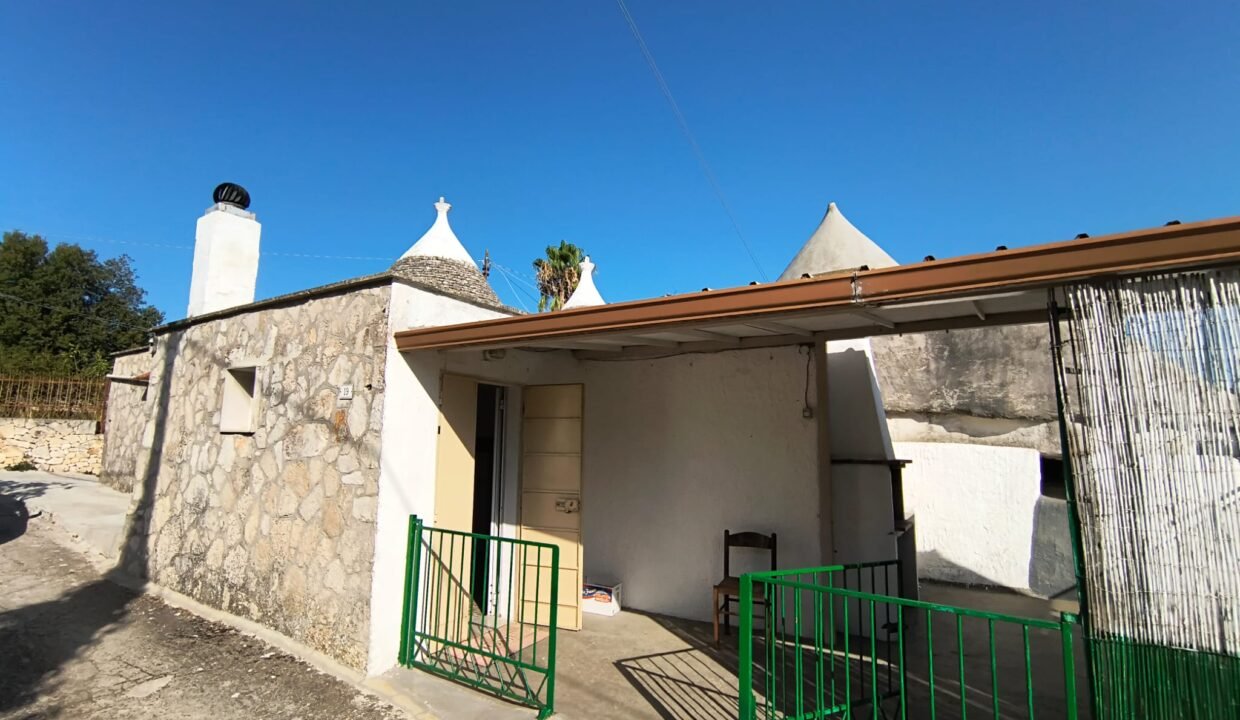 immobile-vendesi-contrada-torre-moscia-selva-di-fasano-apulia-case (4)