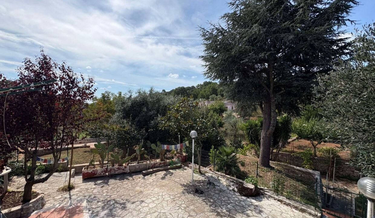 immobile-vendesi-contrada-torre-moscia-selva-di-fasano-apulia-case (7)