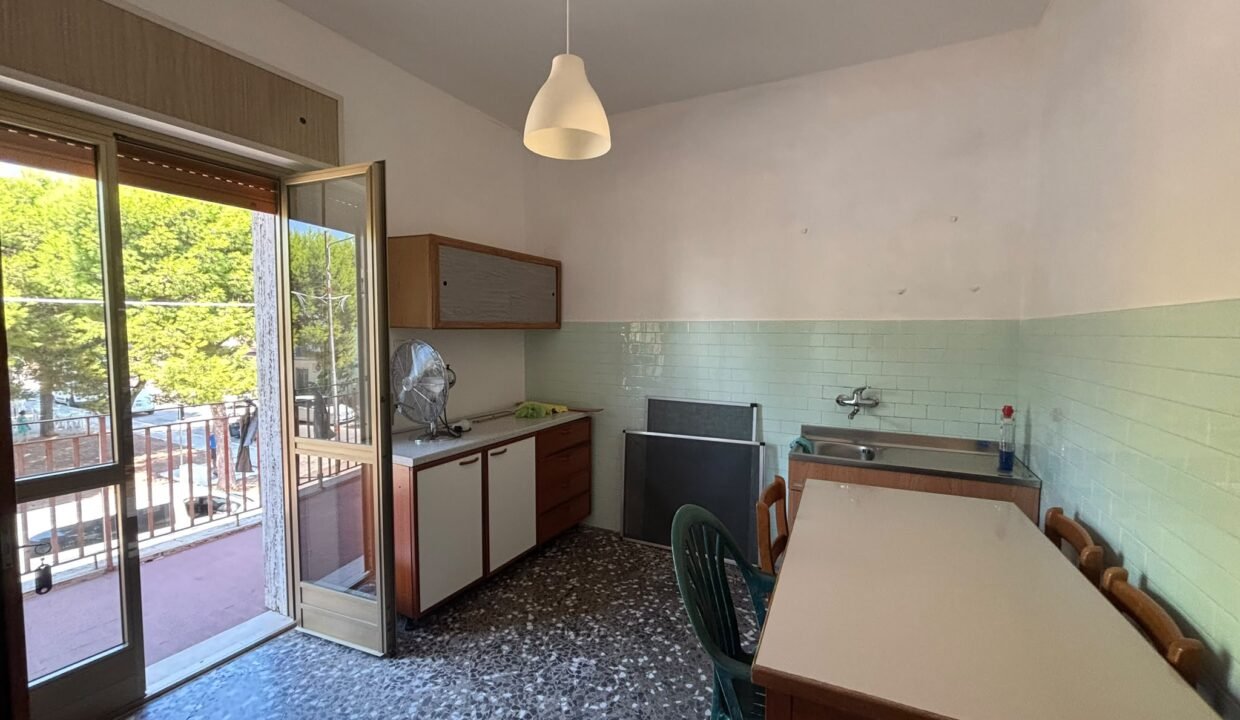immobile-vendesi-via-del-faro-torre-canne-apulia-case (11)