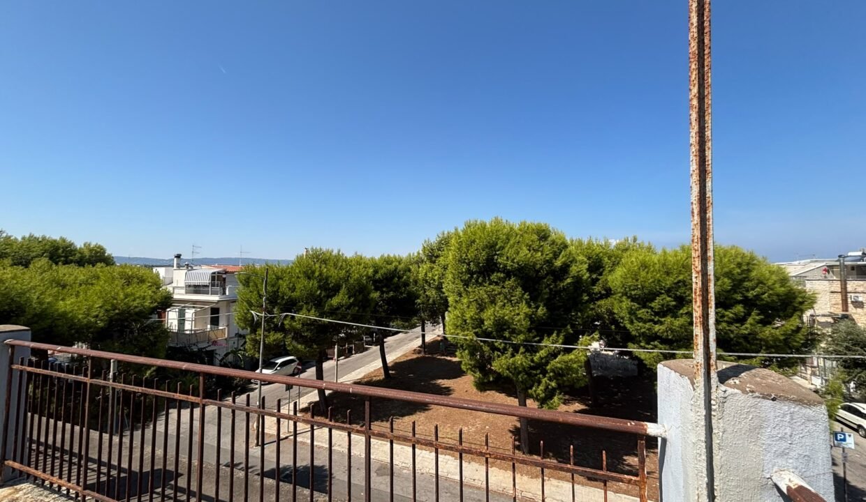 immobile-vendesi-via-del-faro-torre-canne-apulia-case (32)