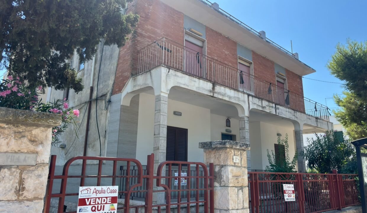 immobile-vendesi-via-del-faro-torre-canne-apulia-case (37)