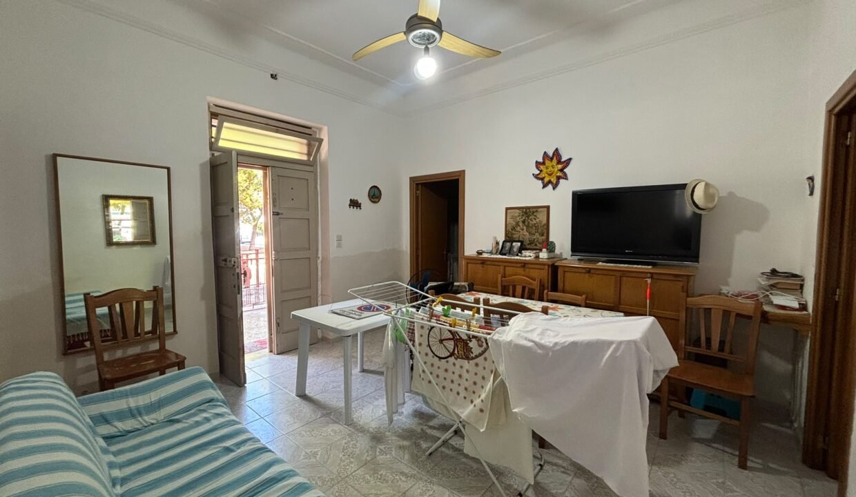 immobile-vendesi-via-del-faro-torre-canne-apulia-case (4)