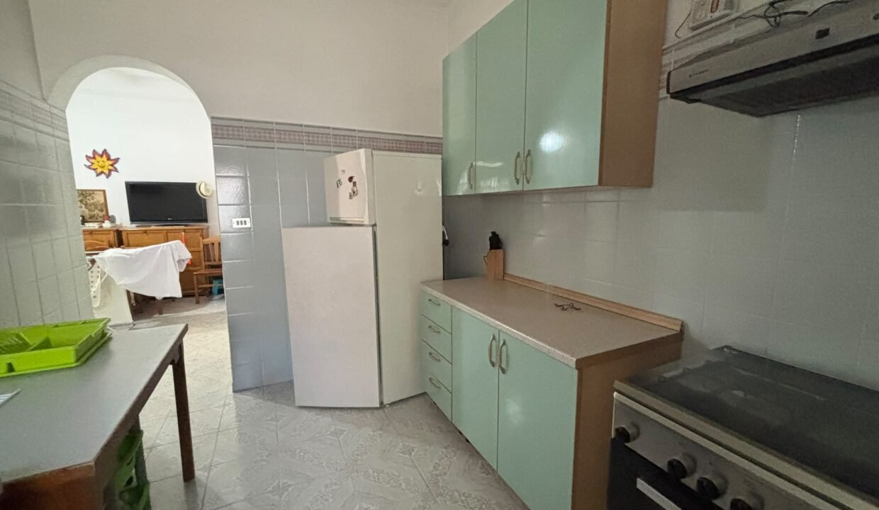 immobile-vendesi-via-del-faro-torre-canne-apulia-case (7)