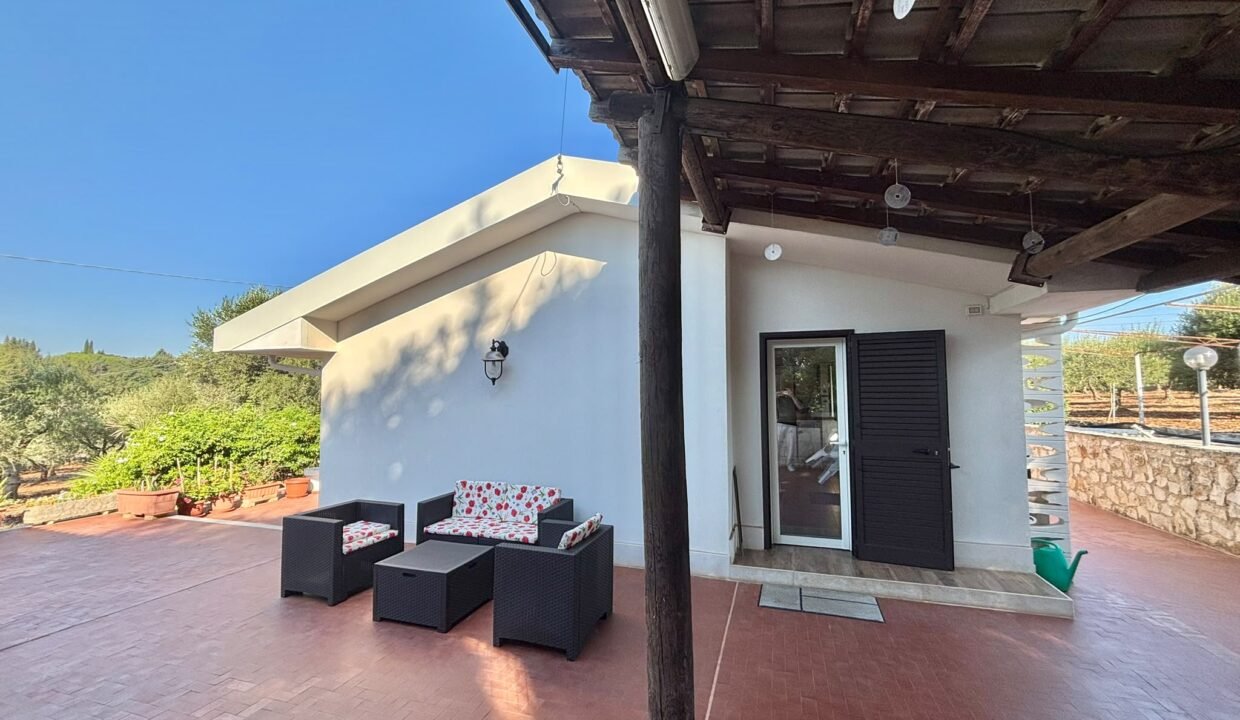villa-vendesi-contrada-sant-oceano-monopoli-apulia-case (11)