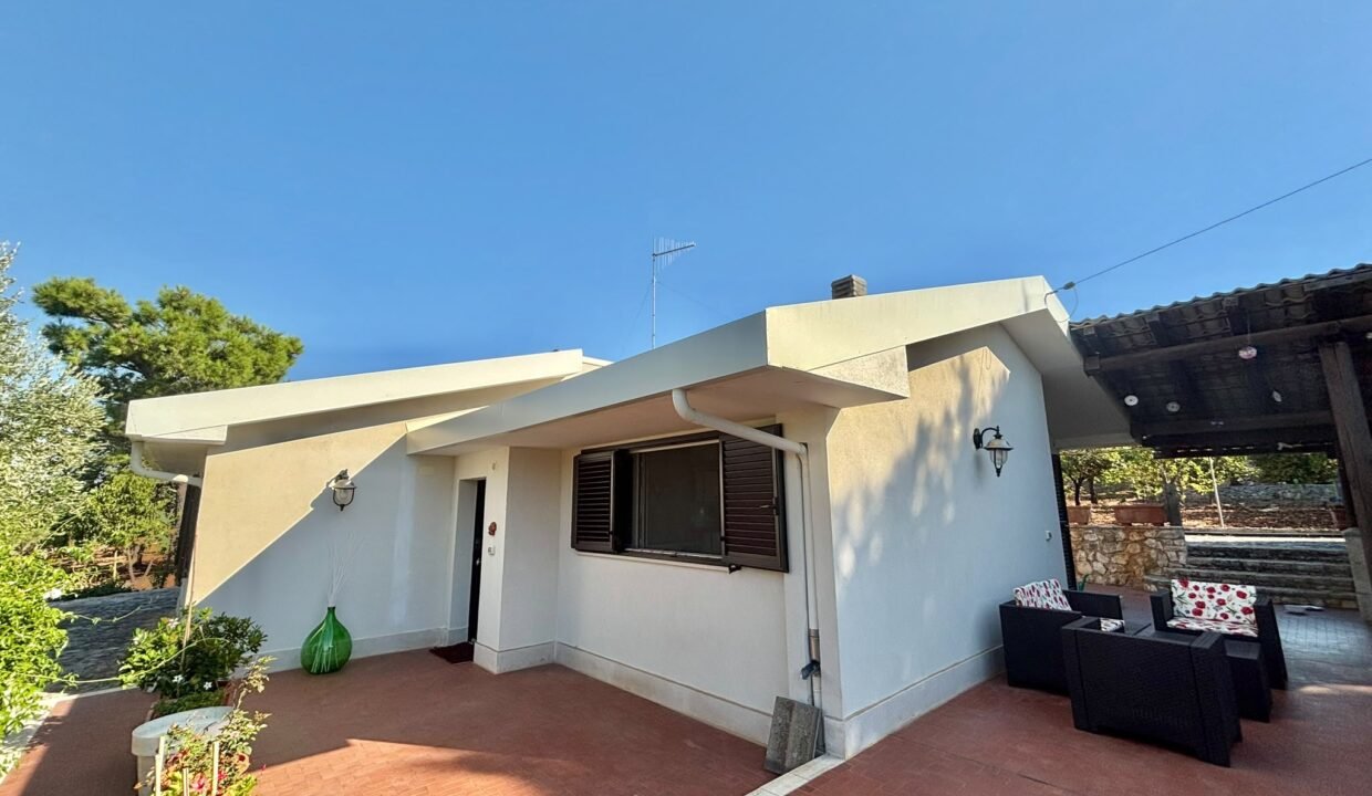 villa-vendesi-contrada-sant-oceano-monopoli-apulia-case (9)
