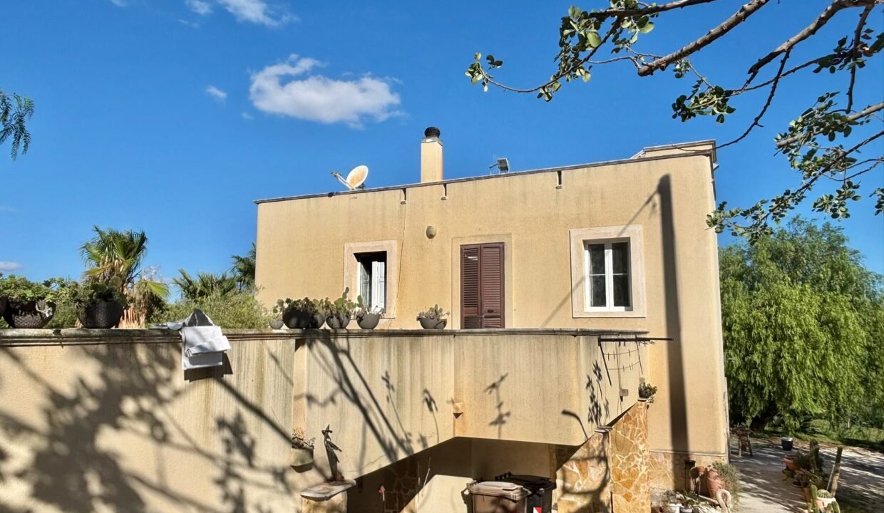 immobile-vendesi-contrada-bellocchio-monopoli-apulia-case (9)