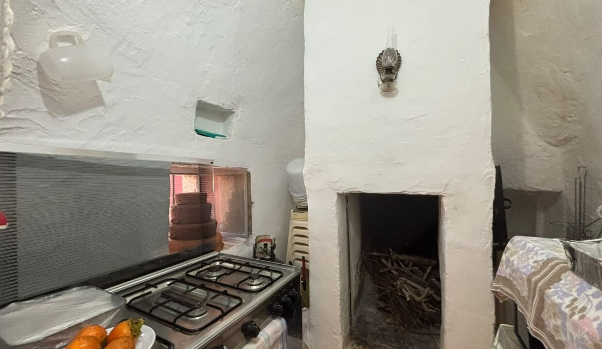 immobile-vendesi-contrada-foncio-noci-apulia-case (35)