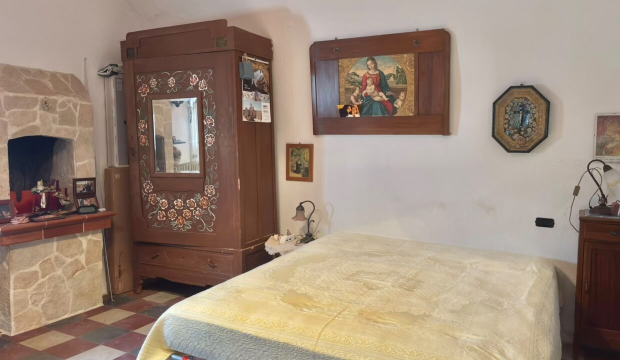 immobile-vendesi-via-cavour-casttelana-grotte-apulia-case (12)