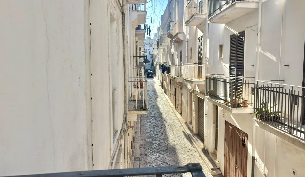 immobile-vendesi-via-cavour-casttelana-grotte-apulia-case (13)
