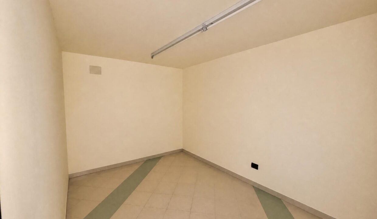 immobile-vendesi-via-nizza-castellana-grotte-apulia-case (21)