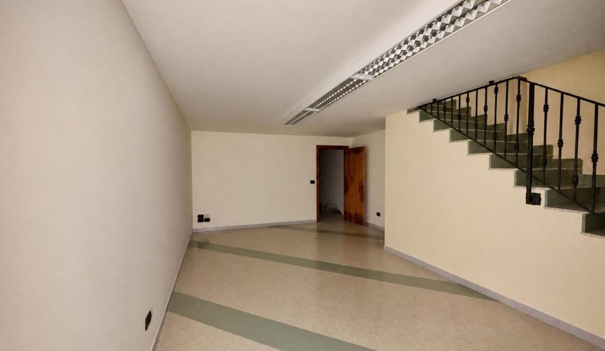 immobile-vendesi-via-nizza-castellana-grotte-apulia-case (22)